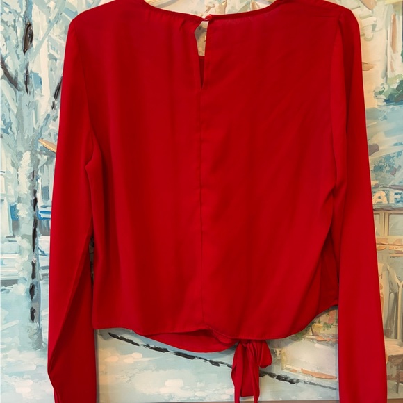 Love Tree Vibrant Red Tie-Front Scrunch Long Sleeve Blouse Size M - Picture 5 of 5